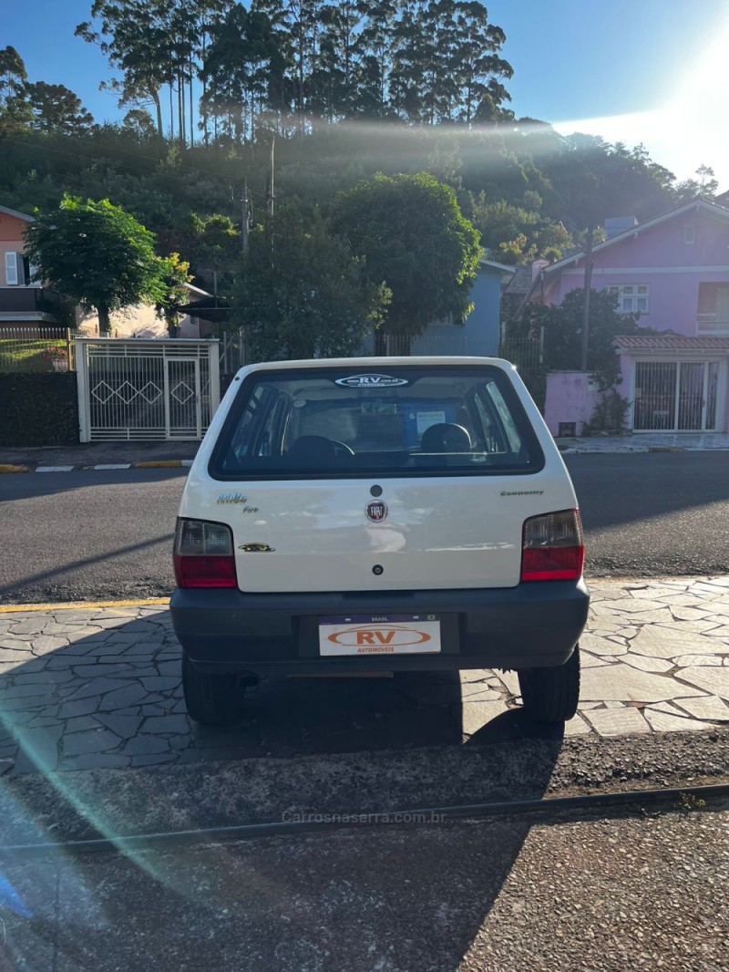 UNO 1.0 MPI MILLE FIRE ECONOMY 8V FLEX 4P MANUAL - 2013 - CARLOS BARBOSA