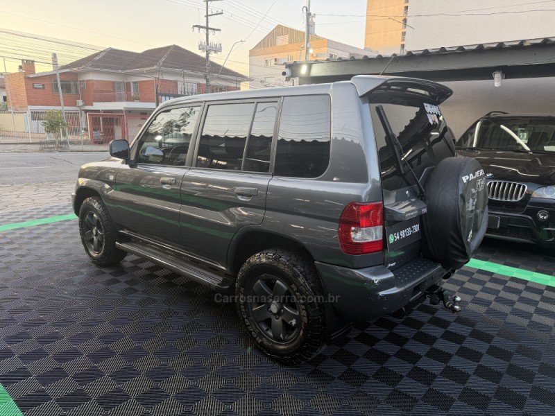 PAJERO TR4 2.0 4X4 16V 131CV GASOLINA 4P AUTOMÁTICO - 2005 - CAXIAS DO SUL