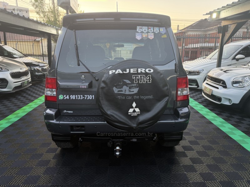 PAJERO TR4 2.0 4X4 16V 131CV GASOLINA 4P AUTOMÁTICO - 2005 - CAXIAS DO SUL