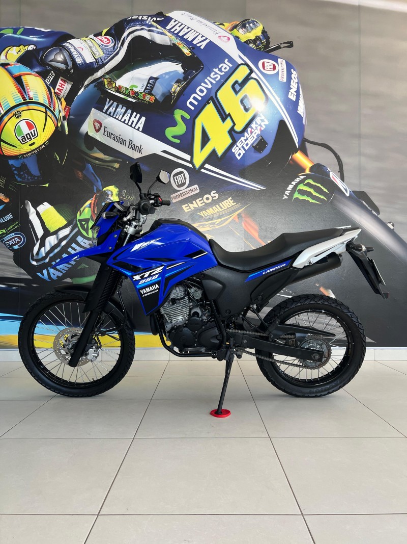 XTZ 250 LANDER - 2023 - PASSO FUNDO