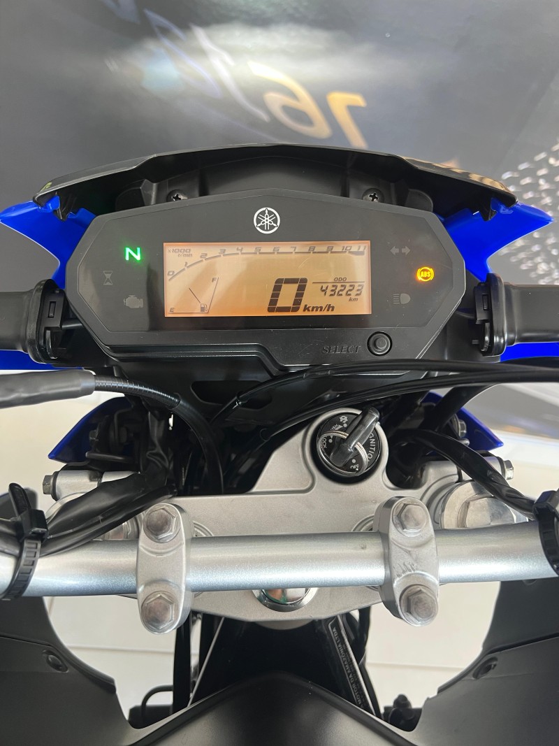 XTZ 250 LANDER - 2023 - PASSO FUNDO