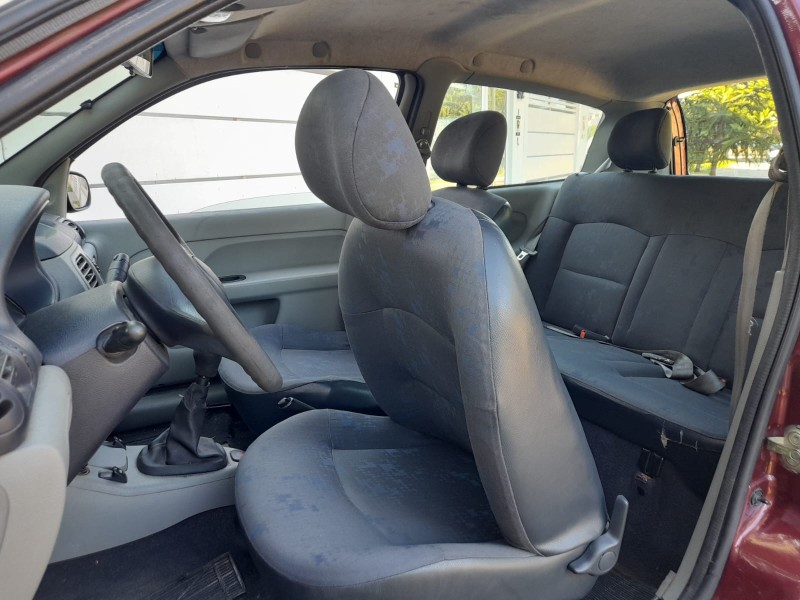 CLIO 1.0 AUTHENTIQUE 8V GASOLINA 2P MANUAL - 2005 - FARROUPILHA