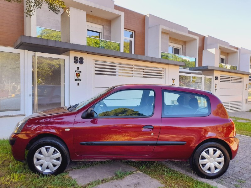 CLIO 1.0 AUTHENTIQUE 8V GASOLINA 2P MANUAL - 2005 - FARROUPILHA