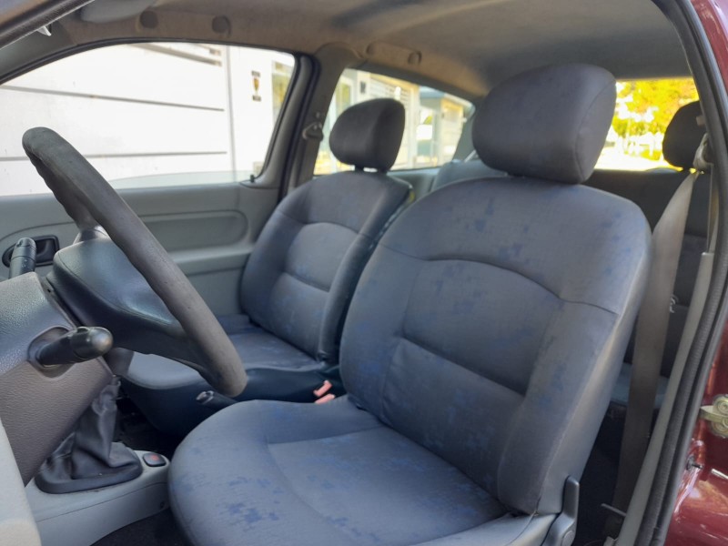 CLIO 1.0 AUTHENTIQUE 8V GASOLINA 2P MANUAL - 2005 - FARROUPILHA