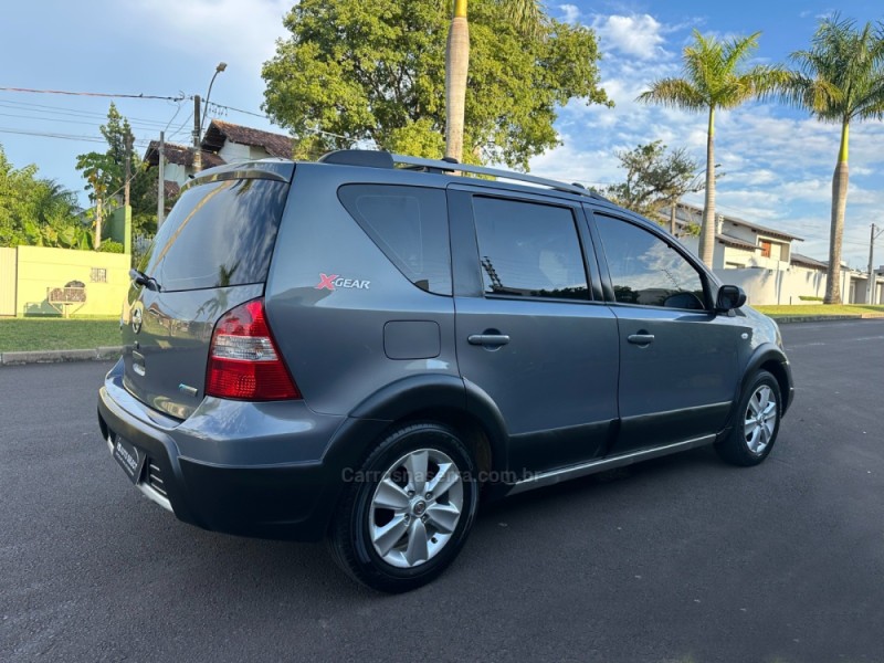 LIVINA 1.8 SL X-GEAR 16V FLEX 4P AUTOMÁTICO - 2014 - SãO LEOPOLDO