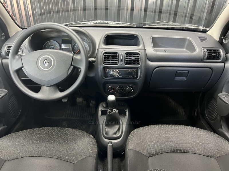 CLIO 1.0 EXPRESSION 16V FLEX 4P MANUAL - 2014 - CAXIAS DO SUL