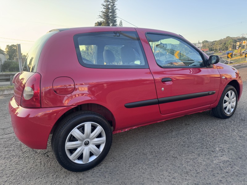 CLIO 1.0 16V FLEX 2P MANUAL - 2011 - DOIS IRMãOS