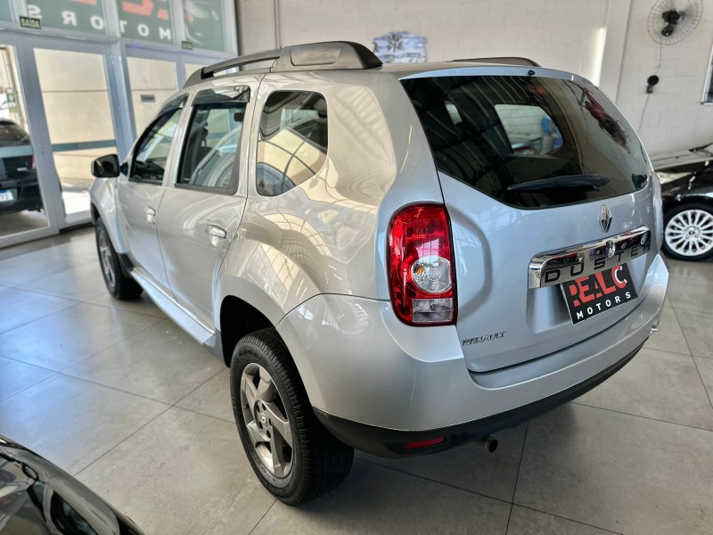 DUSTER 1.6 EXPRESSION 4X2 16V FLEX 4P MANUAL - 2015 - CAXIAS DO SUL