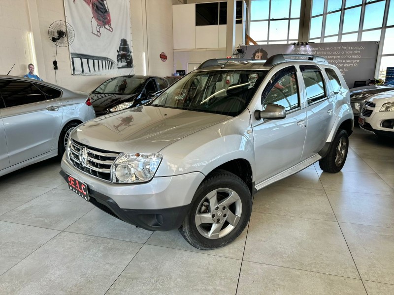DUSTER 1.6 EXPRESSION 4X2 16V FLEX 4P MANUAL - 2015 - CAXIAS DO SUL