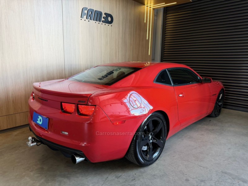 CAMARO 6.2 ZL1 COUPÉ V8 GASOLINA 2P AUTOMÁTICO - 2011 - LAJEADO