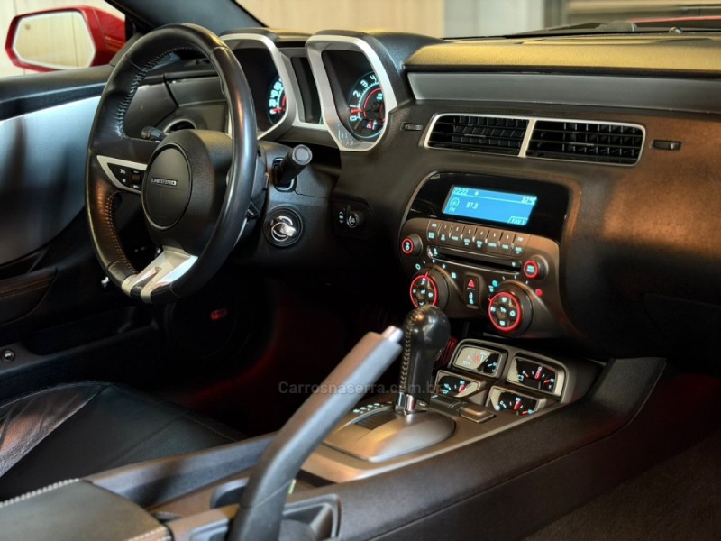CAMARO 6.2 ZL1 COUPÉ V8 GASOLINA 2P AUTOMÁTICO - 2011 - LAJEADO