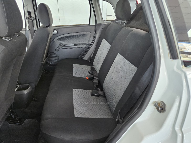 FIESTA 1.6 ROCAM SE 8V FLEX 4P MANUAL - 2014 - TAPEJARA