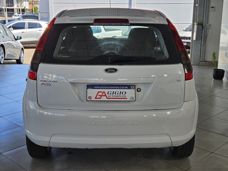 FIESTA 1.6 ROCAM SE 8V FLEX 4P MANUAL - 2014 - TAPEJARA