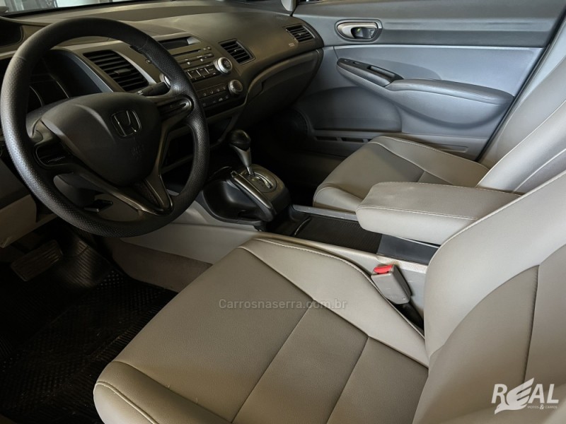 CIVIC 1.8 LXS 16V FLEX 4P MANUAL - 2008 - SAPIRANGA