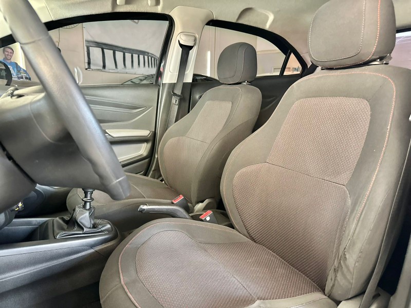 ONIX 1.0 MPFI LS 8V FLEX 4P MANUAL - 2015 - CAXIAS DO SUL