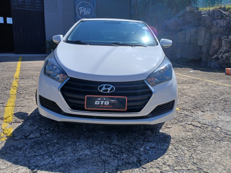 HB20 1.6 COMFORT 16V FLEX 4P MANUAL - 2017 - FARROUPILHA
