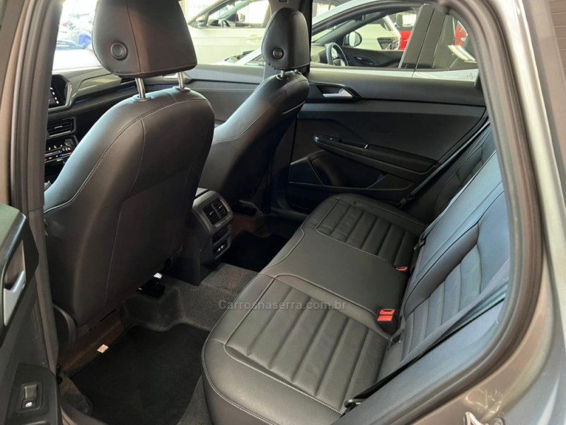 TAOS 1.4 16V HIGHLINE TSI FLEX 4P AUTOMÁTICO - 2024 - CAXIAS DO SUL