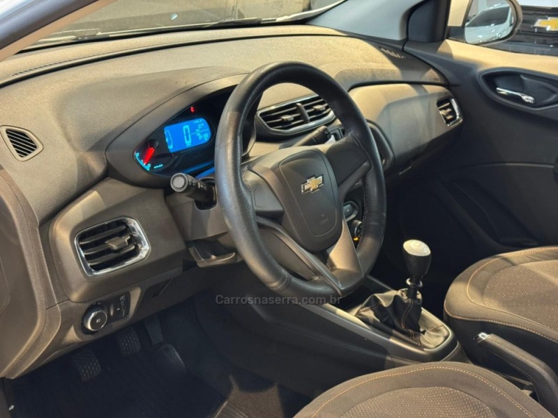 ONIX 1.4 MPFI LTZ 8V FLEX 4P MANUAL - 2015 - CAXIAS DO SUL