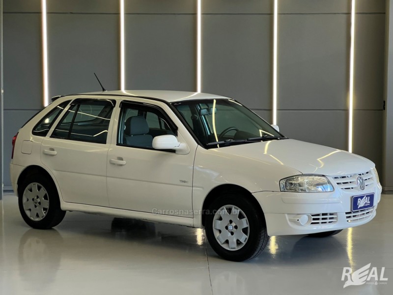 GOL 1.0 MI 8V FLEX 4P MANUAL G.IV - 2011 - SAPIRANGA