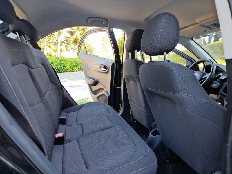 ONIX 1.4 MPFI LTZ 8V FLEX 4P MANUAL - 2014 - FARROUPILHA