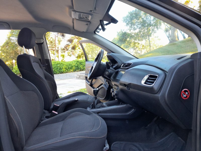 ONIX 1.4 MPFI LTZ 8V FLEX 4P MANUAL - 2014 - FARROUPILHA