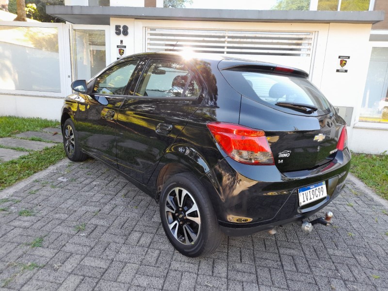 ONIX 1.4 MPFI LTZ 8V FLEX 4P MANUAL - 2014 - FARROUPILHA