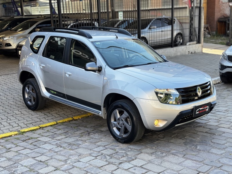 DUSTER 2.0 TECH ROAD II 4X2 16V FLEX 4P AUTOMÁTICO - 2014 - CAXIAS DO SUL