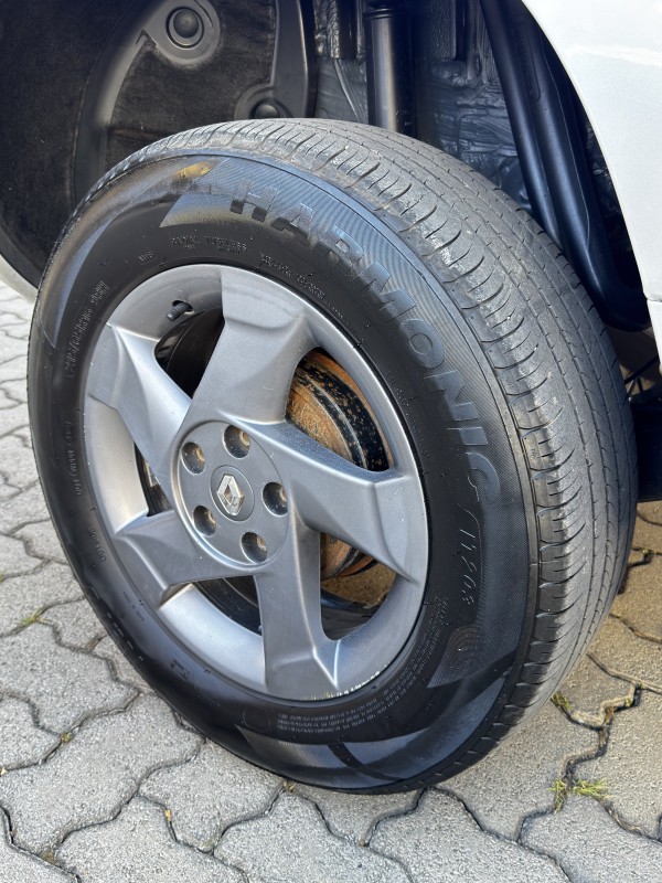 DUSTER 2.0 TECH ROAD II 4X2 16V FLEX 4P AUTOMÁTICO - 2014 - CAXIAS DO SUL