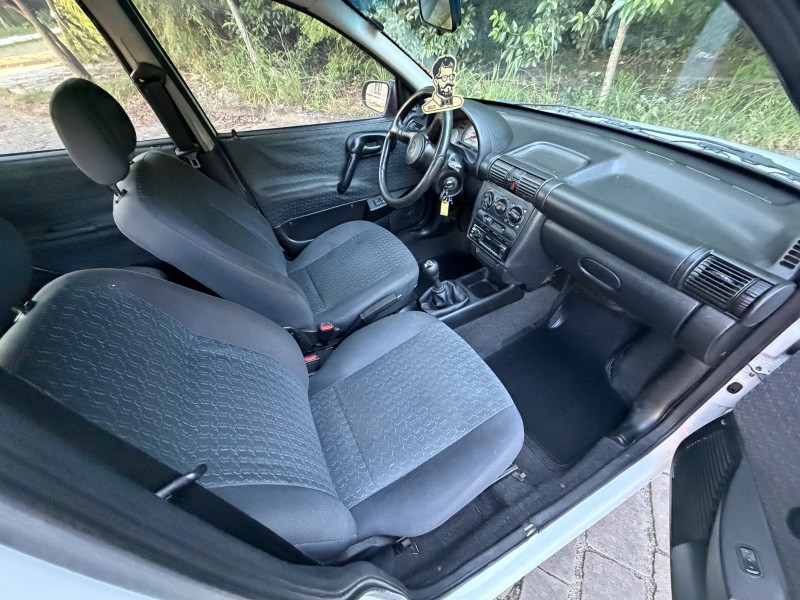 CORSA 1.0 MPFI WIND 8V GASOLINA 4P MANUAL - 2001 - CAXIAS DO SUL