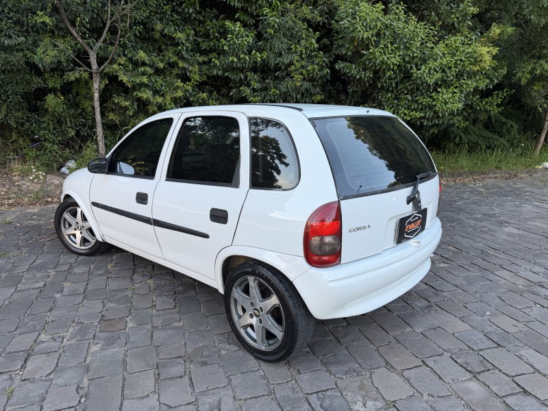 CORSA 1.0 MPFI WIND 8V GASOLINA 4P MANUAL - 2001 - CAXIAS DO SUL