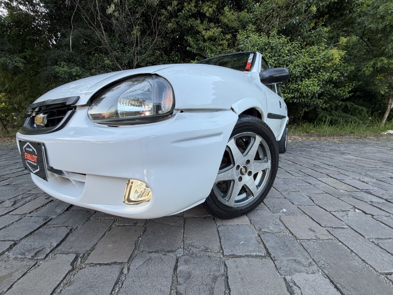 CORSA 1.0 MPFI WIND 8V GASOLINA 4P MANUAL - 2001 - CAXIAS DO SUL