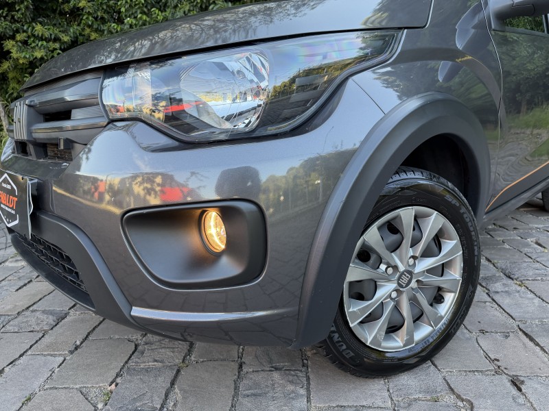 MOBI 1.0 TREKKING 8V FLEX 4P MANUAL - 2024 - CAXIAS DO SUL