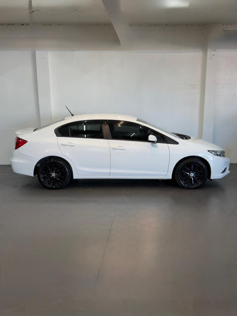 CIVIC 1.8 LXS 16V FLEX 4P MANUAL - 2015 - CAXIAS DO SUL