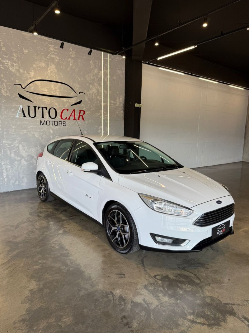 FOCUS 2.0 TITANIUM HATCH 16V FLEX 4P AUTOMÁTICO - 2016 - CAXIAS DO SUL