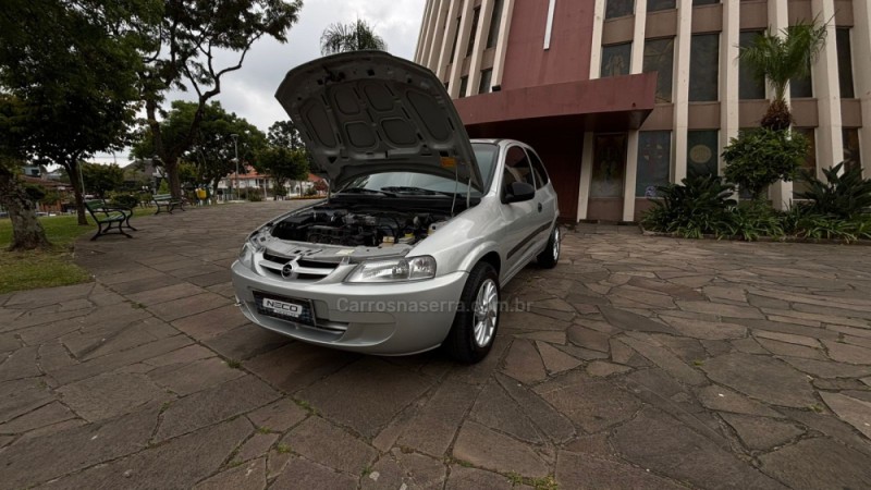 CELTA 1.0 MPFI VHC 8V GASOLINA 2P MANUAL - 2005 - BENTO GONçALVES
