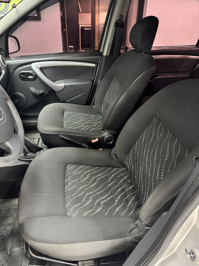 LOGAN 1.0 AUTHENTIQUE 16V FLEX 4P MANUAL - 2011 - CAXIAS DO SUL