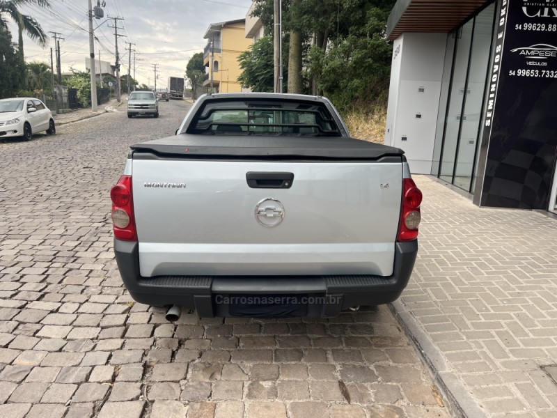 MONTANA 1.4 MPFI CONQUEST CS 8V FLEX 2P MANUAL - 2010 - VERANóPOLIS