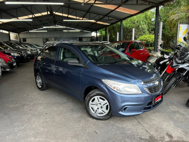 ONIX 1.0 MPFI LT 8V FLEX 4P MANUAL - 2015 - CAXIAS DO SUL