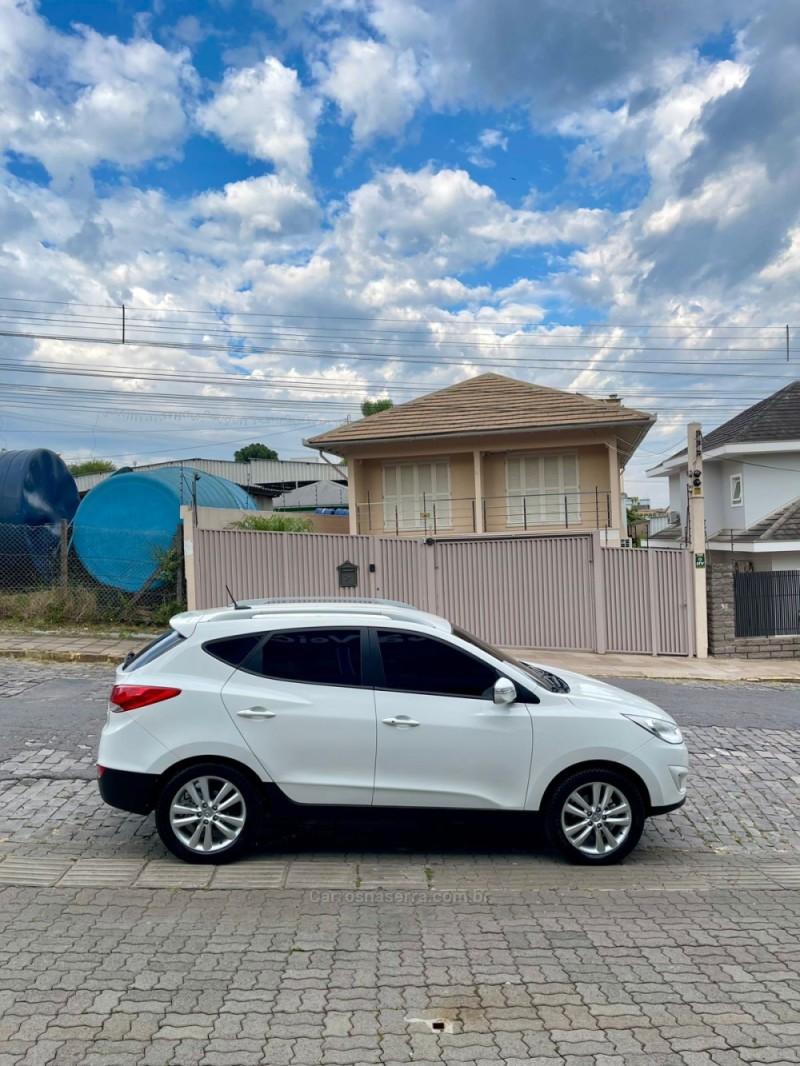 IX35 2.0 MPI 4X2 16V FLEX 4P MANUAL - 2013 - BENTO GONçALVES