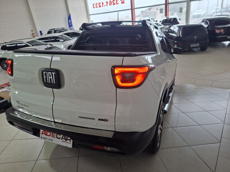 TORO 2.0 16V TURBO DIESEL FREEDOM 4WD AT9 AUTOMÁTICO - 2018 - FARROUPILHA