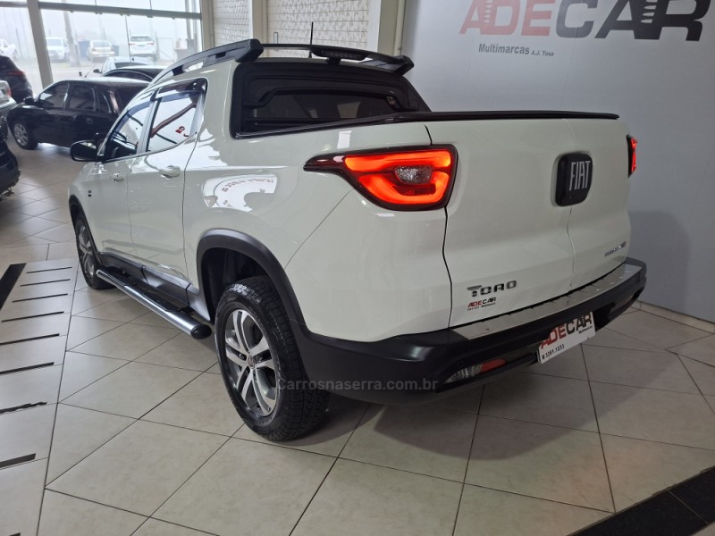 TORO 2.0 16V TURBO DIESEL FREEDOM 4WD AT9 AUTOMÁTICO - 2018 - FARROUPILHA