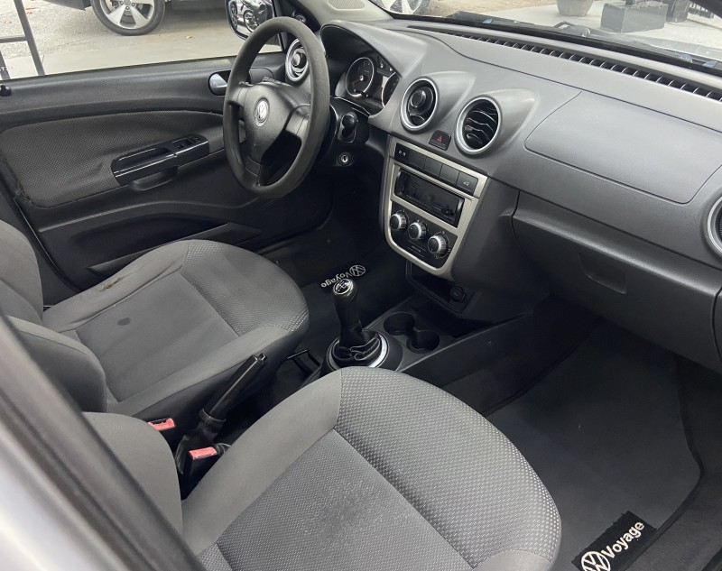 VOYAGE 1.0 MI CITY 8V FLEX 4P MANUAL - 2012 - CANELA