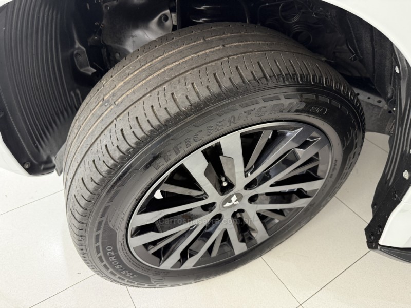 PAJERO SPORT 2.4 LEGEND 4X4 TURBO DIESEL 4P AUTOMÁTICO - 2024 - ERECHIM