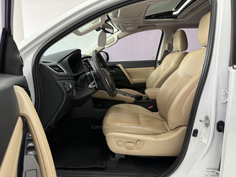 PAJERO SPORT 2.4 LEGEND 4X4 TURBO DIESEL 4P AUTOMÁTICO - 2024 - ERECHIM