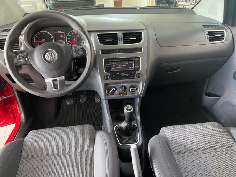 FOX 1.0 MI 8V FLEX 4P MANUAL - 2014 - LAJEADO