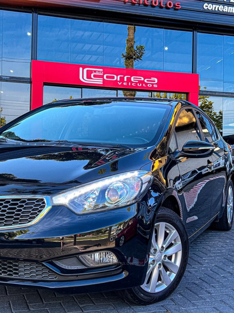 CERATO 1.6 SX 16V FLEX 4P AUTOMÁTICO - 2014 - CANELA