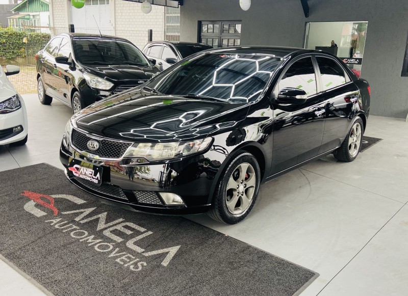 cerato 1.6 sx2 16v gasolina 4p manual 2010 canela