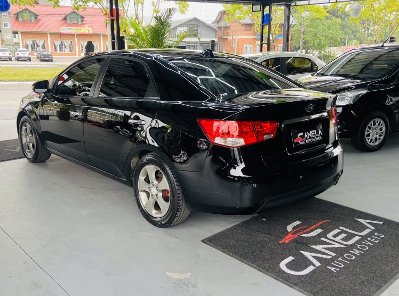 CERATO 1.6 SX2 16V GASOLINA 4P MANUAL - 2010 - CANELA