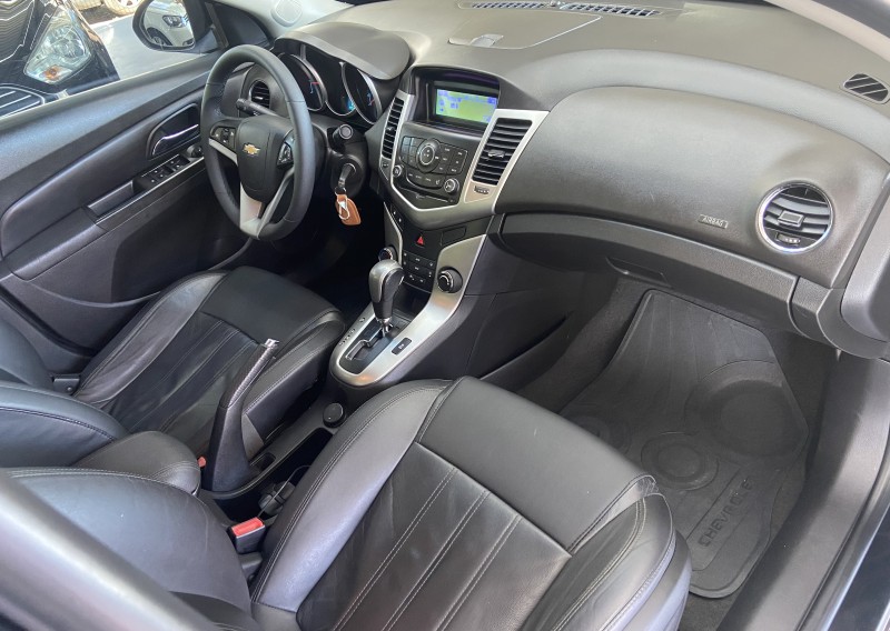 CRUZE 1.8 LT 16V FLEX 4P AUTOMÁTICO - 2014 - CANELA