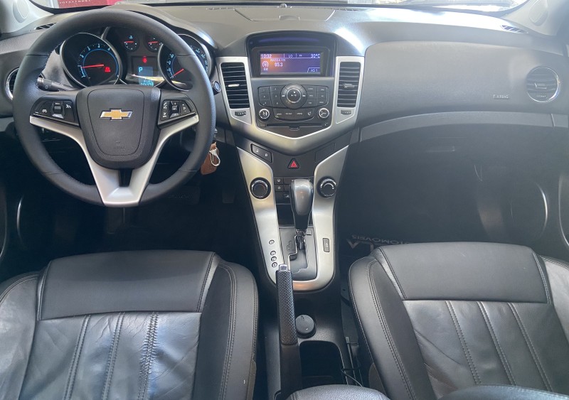 CRUZE 1.8 LT 16V FLEX 4P AUTOMÁTICO - 2014 - CANELA